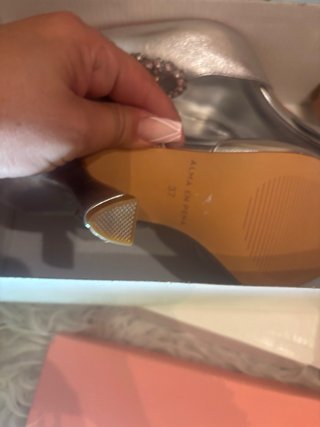 Sandalias Alma en Pena Plata con Lazo Brillante
