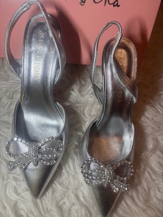 Sandalias Alma en Pena Plata con Lazo Brillante