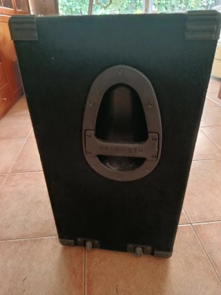 Subwoofer Behringer BA115 Negro Medida 65x37x67