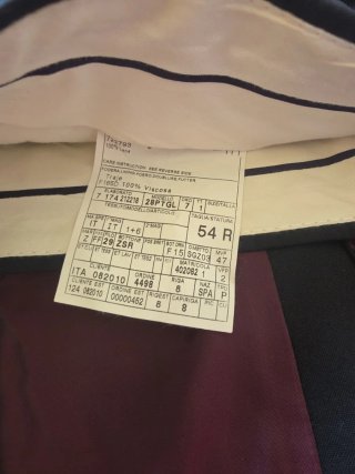 Traje Serra Claret Negro 1 Uso