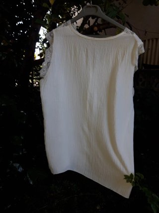 Lencera de encaje blanco