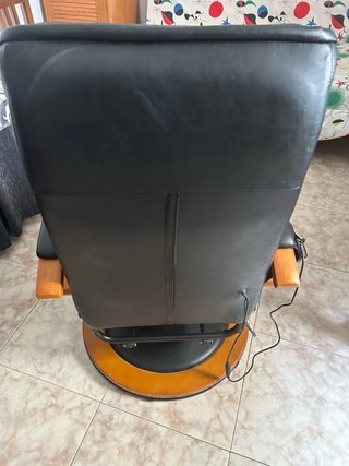 Sillón masaje reclinable cuero y madera