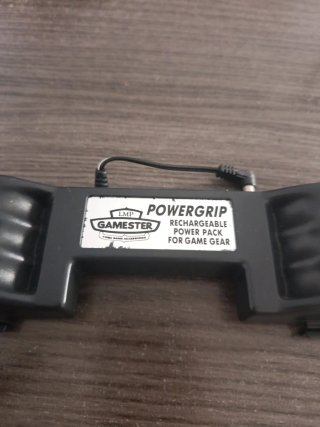 Gamester Power Grip y Lupa Game Gear
