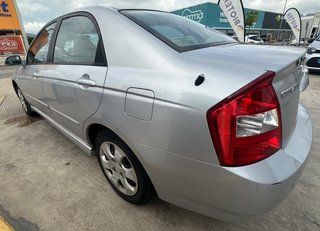 KIA Cerato 2005