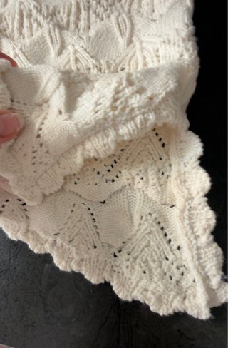 Top Asimétrico Bershka Punto Calado Talla L