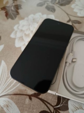 Google Pixel 10: 6.3", Telefoto 5x, Tensor G5