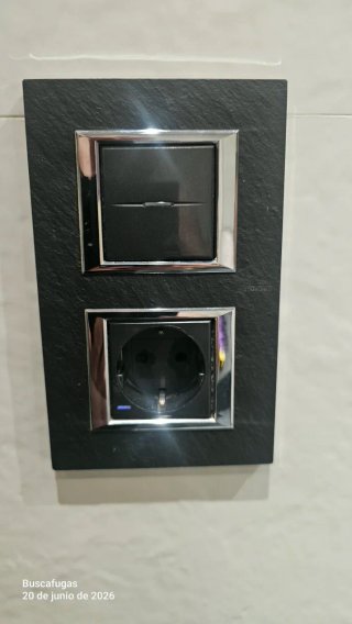 Mueble de baño doble lavabo morado