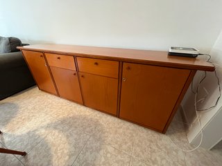 Conjunto comedor: mesa, sillas y mueble