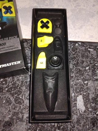 Controller Thrustmaster eSwap Pro per PS4 (non si sa se funziona)