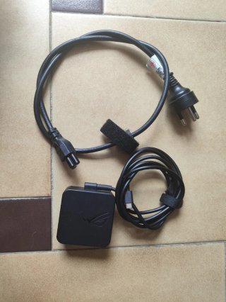Vendo o cambio Asus ROG Ally Z1 Extreme