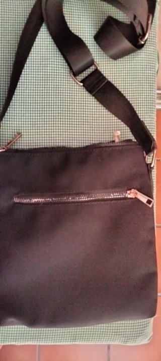 Bolso bandolera Tommy Hilfiger negro y rojo