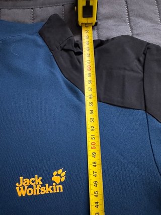 Maglia Jack Wolfskin uomo blu e nera