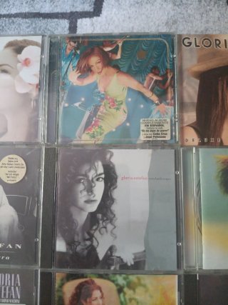 Lote Gloria Estefan 12 CDs y 1 DVD