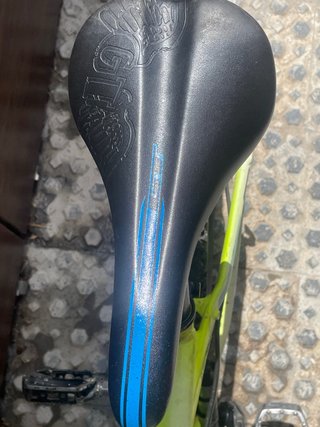 Bicicleta GT Avalanche Sport 27.5