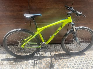Bicicleta GT Avalanche Sport 27.5