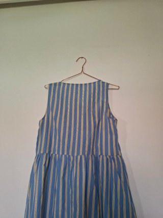 Vestido sin mangas Stradivarius Talla L