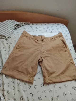 Pantalón corto