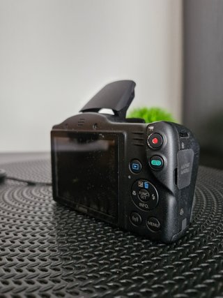 Canon PowerShot SX420 IS con manuales y cargador