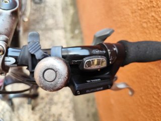 Bicicleta Coluer Acid componentes Shimano Deoré LX