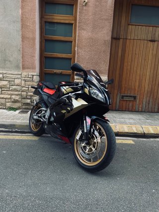 Aprilia RS125 2007 Negra/Dorada