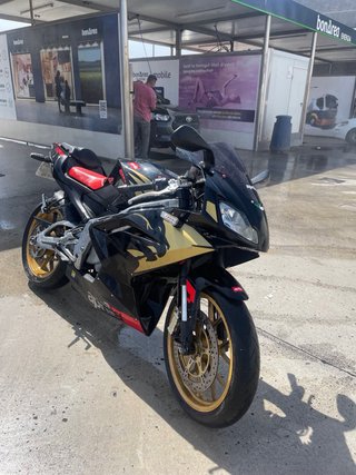 Aprilia RS125 2007 Negra/Dorada