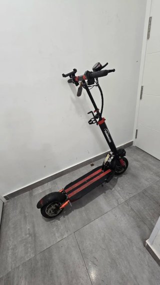 Patinete Eléctrico Sunnigoo 800W para reparar