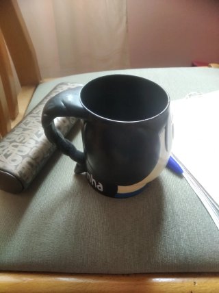Taza infantil con cara divertida