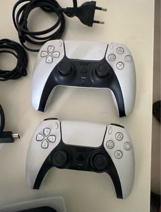 PS5 Slim 1TB + DualSense