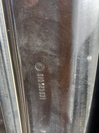 Capó Skoda Fabia Negro