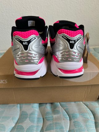 Asics Gel Kayano 14 Talla 43.5 Rosa/Plata