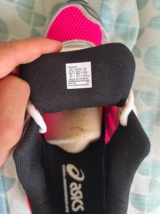 Asics Gel Kayano 14 Talla 43.5 Rosa/Plata