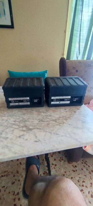 Altavoces Bose model 25 surface mount speaker