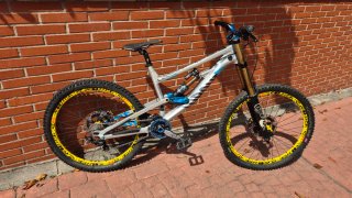Canyon Torque DHX Flashzone Mini mullet