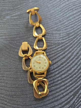 Reloj Certina Vintage Dorado