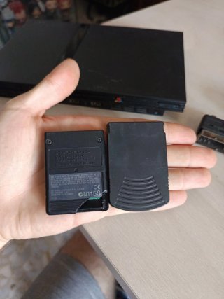 Consola PS2 Slim Sony Negra + Accesorios
