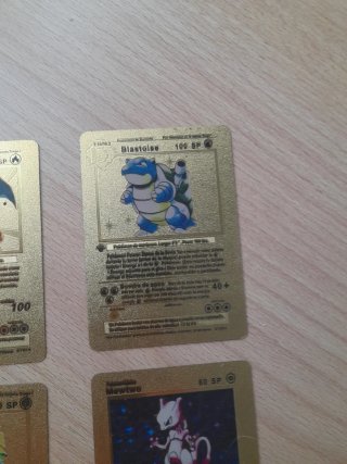 Cartas Pokémon Doradas