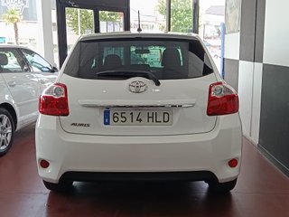 Toyota Auris 2.0 D-4D 126cv 2012