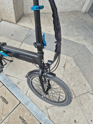 Bicicleta eléctrica plegable btwin