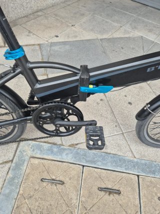 Bicicleta eléctrica plegable btwin