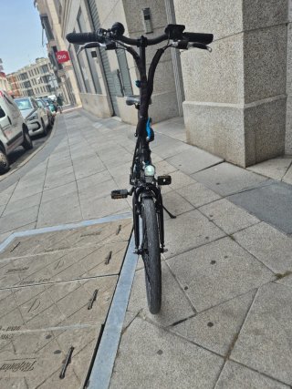 Bicicleta eléctrica plegable btwin