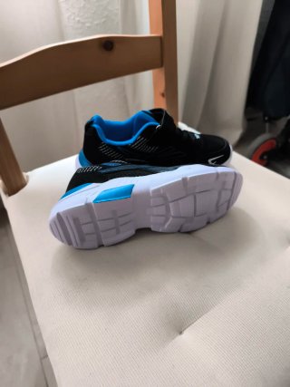 Zapatillas deportivas niño talla 34