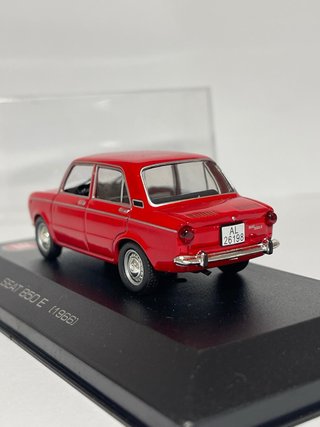 Seat 850 E (1966) escala 1/43