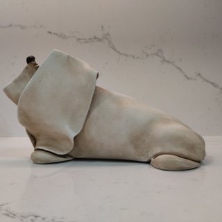 Figura perro cerámica artesanal minimalista
