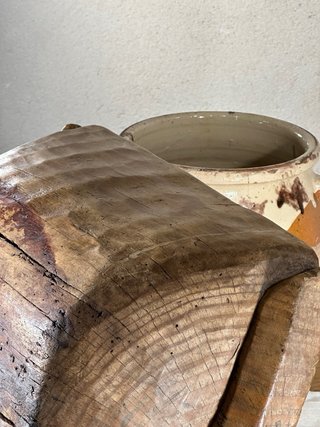 Artesa antigua de una pieza