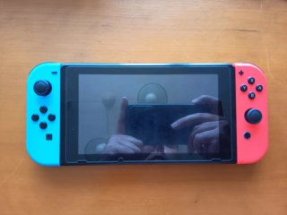 Nintendo Switch Completa + Funda + microSD
