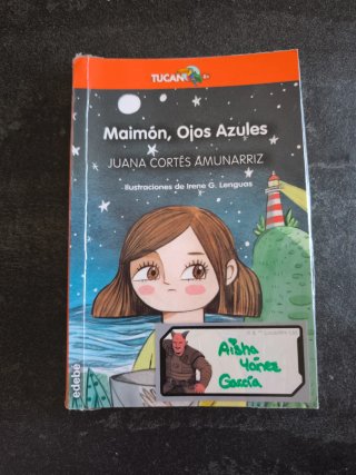 Maimón, ojos azules