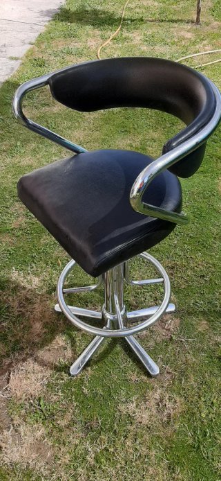 Silla Alta Barra/Peluquería Negra y Plateada