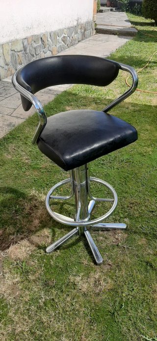 Silla Alta Barra/Peluquería Negra y Plateada