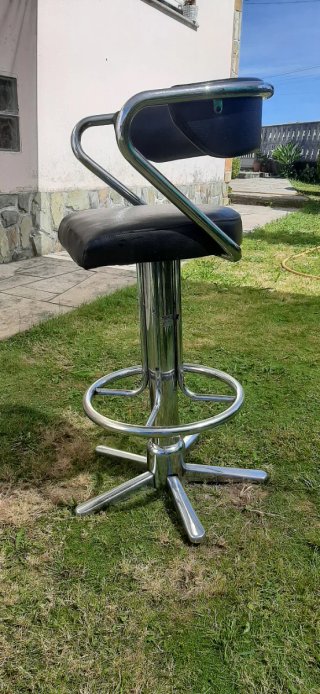 Silla Alta Barra/Peluquería Negra y Plateada