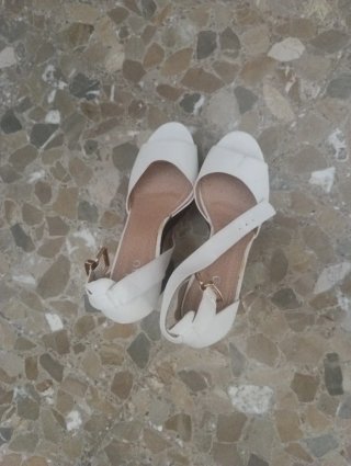 Sandalias blancas de plataforma